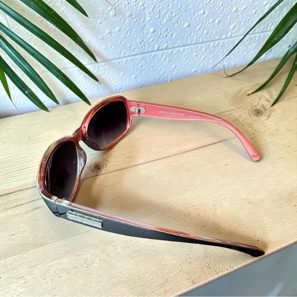 Juicy Couture Oversized Two-Tone Sunglasses Designer Fashion - Image 4
