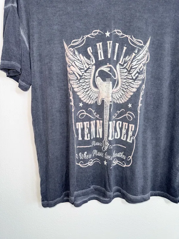 Maurices Nashville TN Wings Graphic Tee Dark Gray Relaxed Fit - Image 5