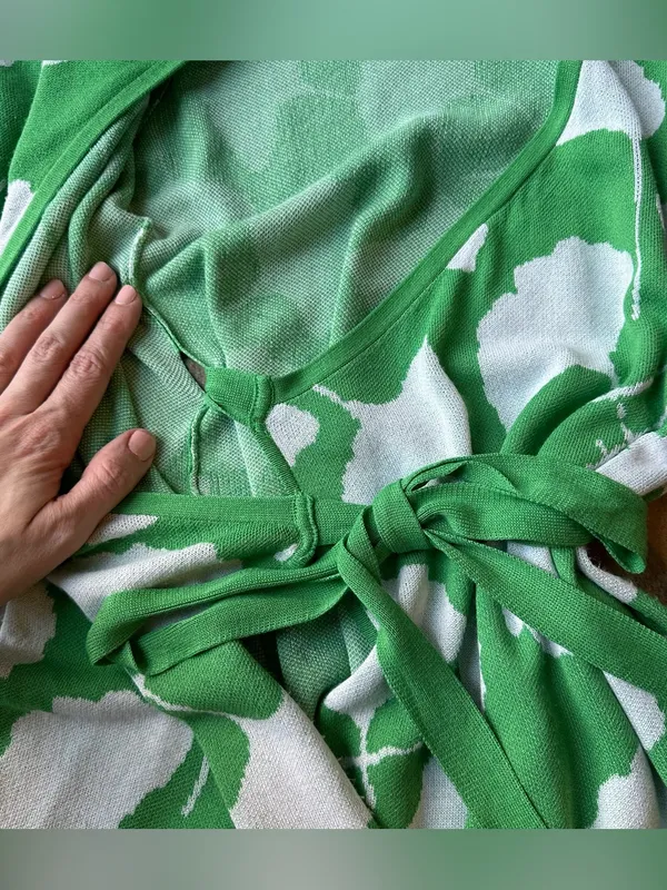 DVF for Target Ginkgo Leaf Green Knit Wrap Dress Mini Sweater Dress Medium M - Image 7