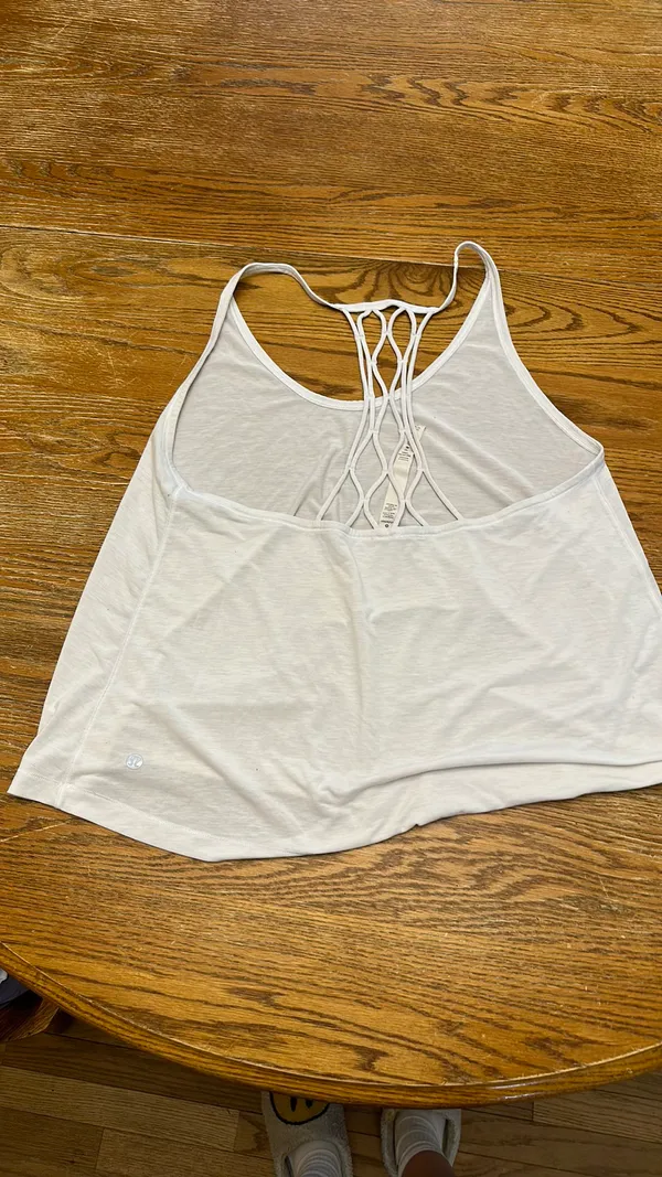 White Tank - Image 4