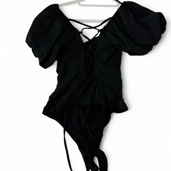 black bodysuit cap sleeves and open back with tie. size medium. - Image 2