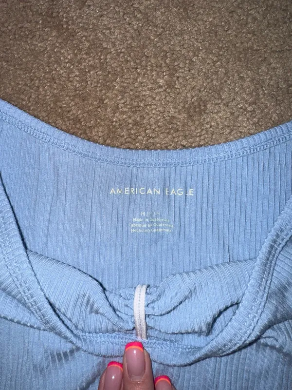 American Eagle Off-The-Shoulder Crop Top - Image 3