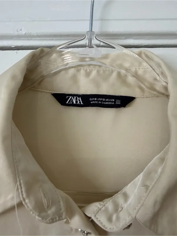 Zara Cream Pearl Button-Up Blouse Size Small Office Workwear Career Professional - Image 2