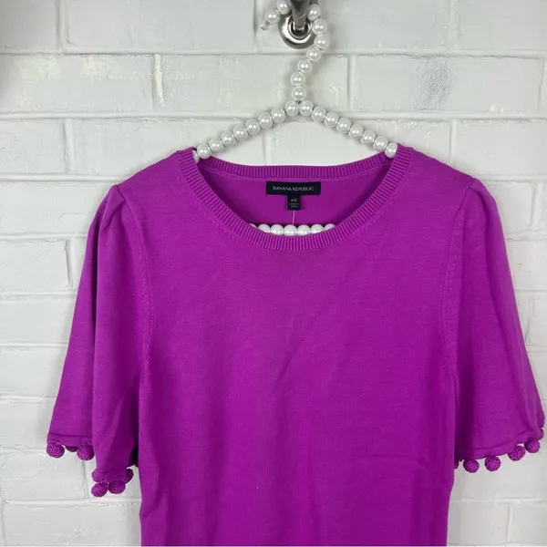 NWT Banana Republic Pink Purple Knit Pom Detail Short Sleeve Sweater Size XS - Image 3
