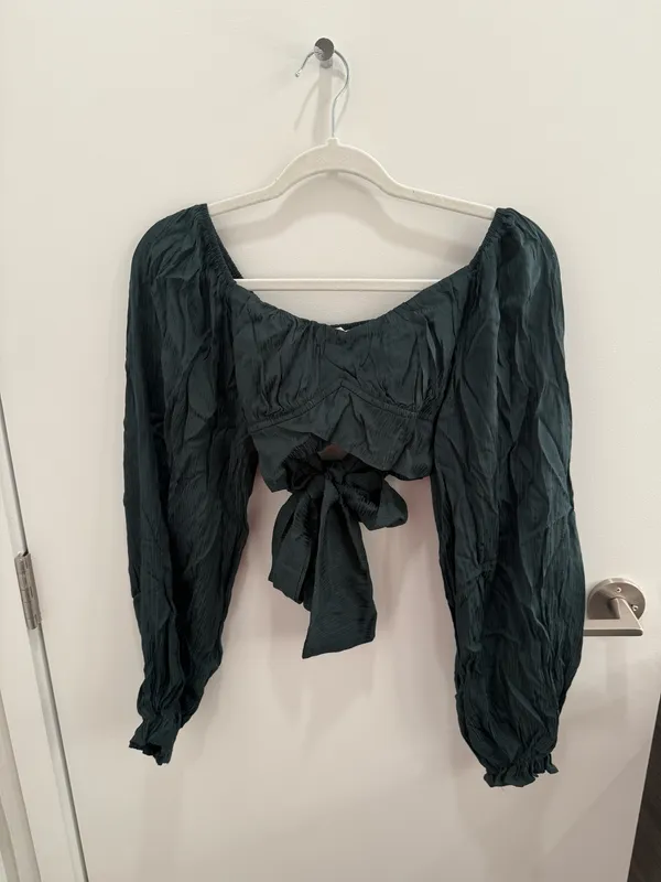 12th Tribe Dark Green Tie-Back Crop Top Size Small - Image 2