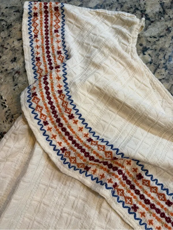 Lucky Brand Cream One-Shoulder Embroidered Ruffle Top - Image 3