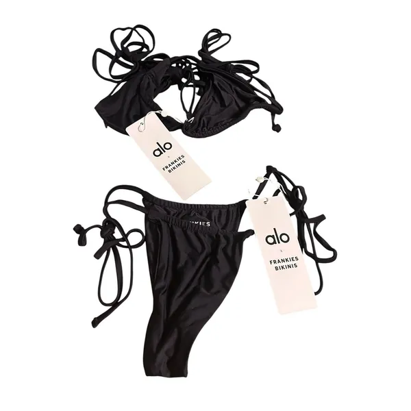 Alo yoga x Frankie's Bikinis Tatum bikini set size M new with tags - Image 7