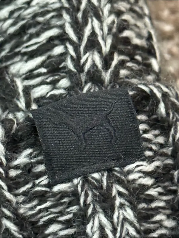 NWT Victoria’s Secret PINK Black White Cable Knit Sherpa Pom Beanie Hat - Image 3