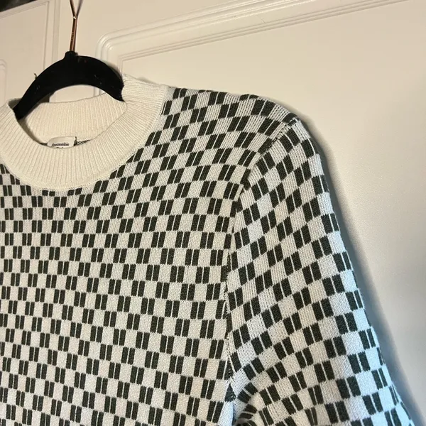 Abercrombie & Fitch Checkered Knit Sweater Mini Dress - Image 4