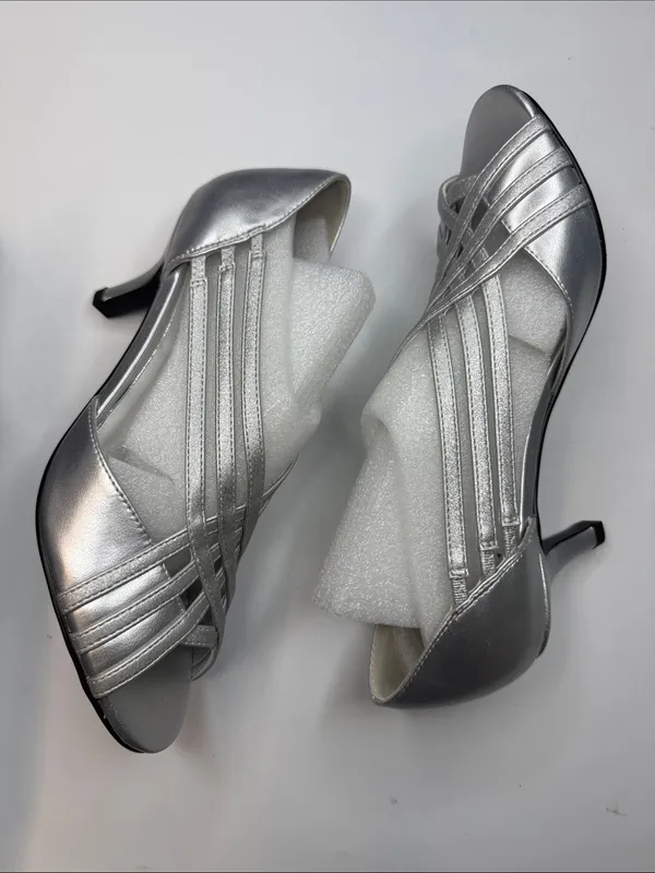 Easy Street Women's Oceana Peep Toe Pumps Size 8M - Image 10