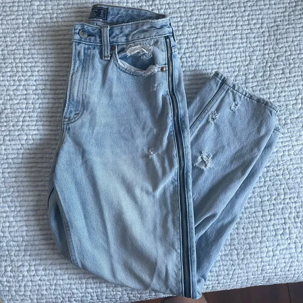 Abercrombie and fitch girlfriend jeans - Image 5