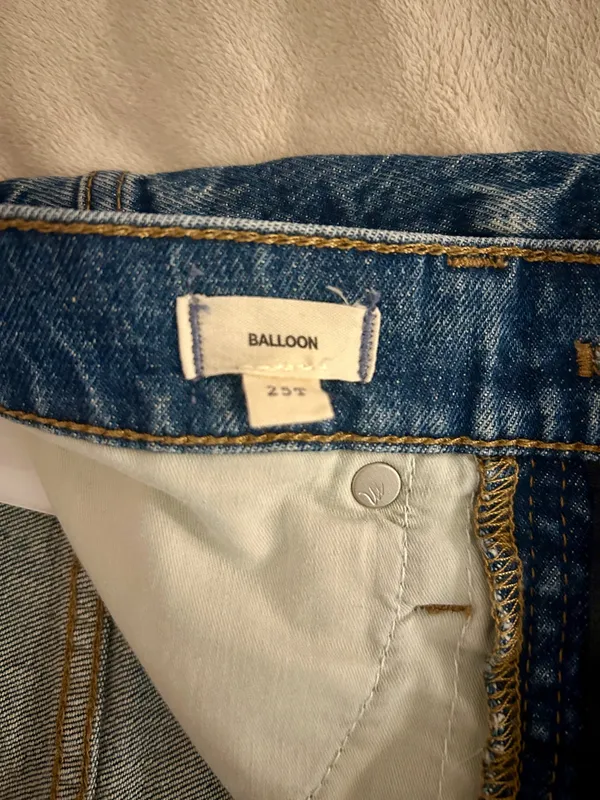 Madewell Jeans - Image 4
