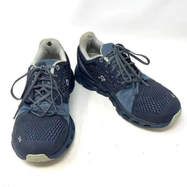 On Running Cloudstratus Running Shoes Navy / Dust Size 6.5‎ Blue - Image 2