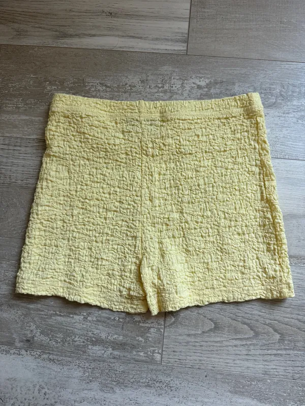 White Fox NEW Butter Lemon Yellow Minding My Business Booty Shorts SMALL - Image 3
