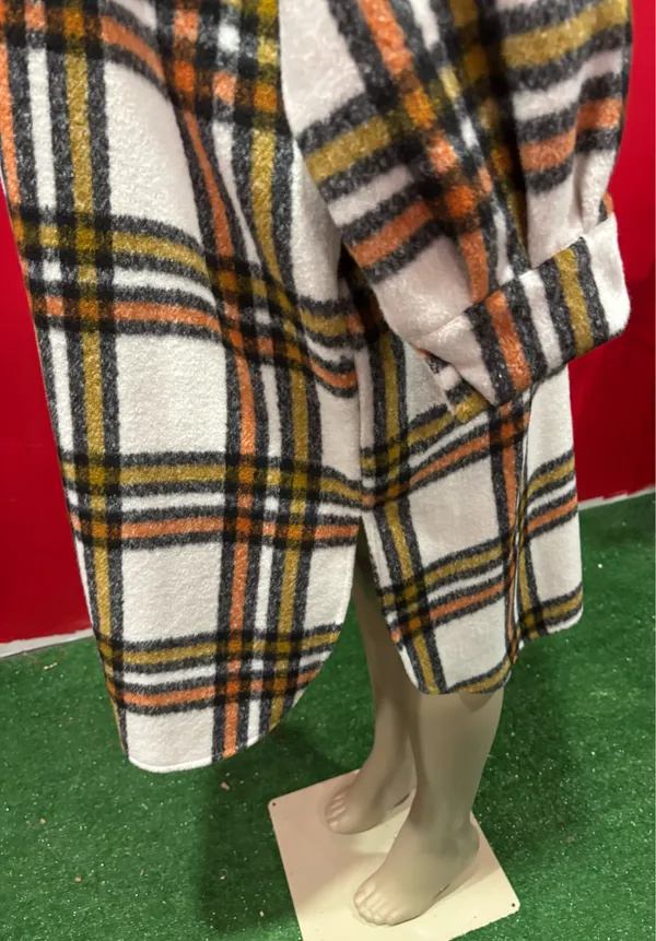 Oversized Bold Plaid Wool - Image 4