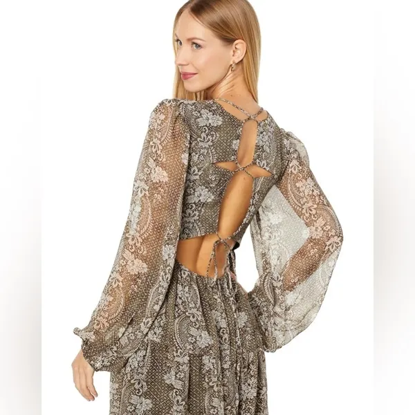 En Saison Teyana Lace Up Long Sleeve Midi Dress Olive Floral Small NWT - Image 3