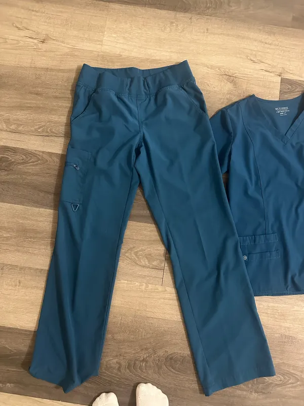 Scrub set Blue - Image 2