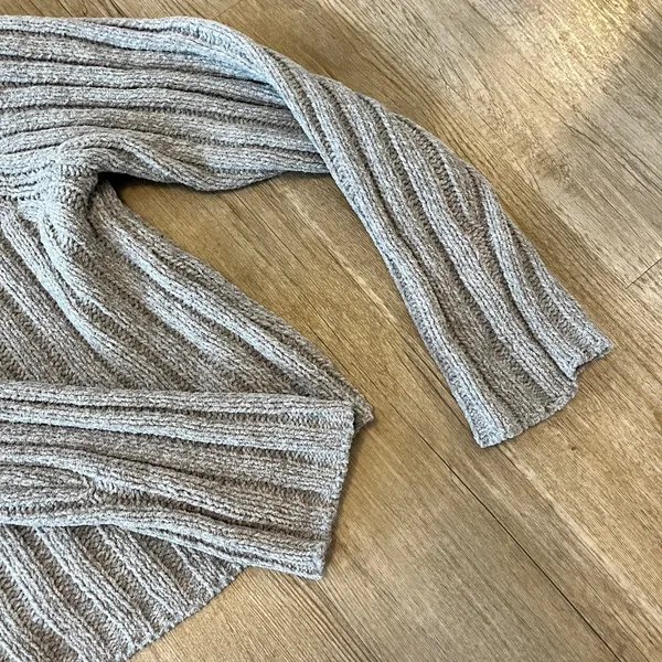 Womens American Eagle Grey Cropped Knit Sweater - XL - Image 4