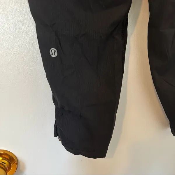 Lululemon Dance Studio Crop Womens 6 Black - Image 5