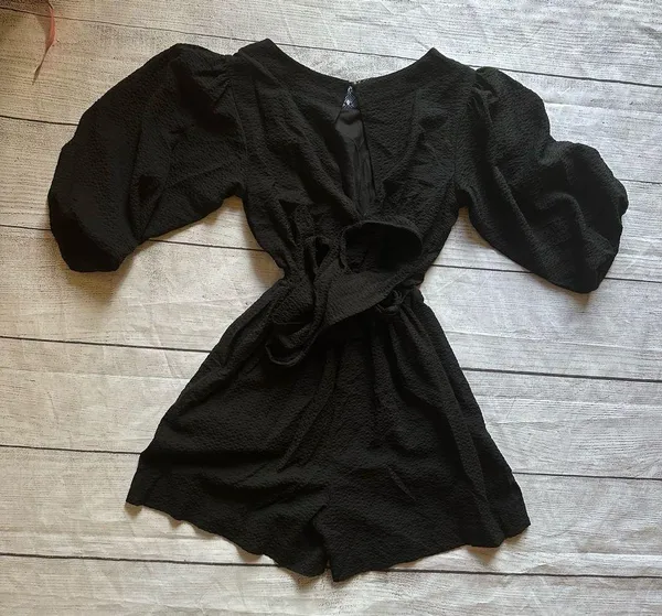 Anthropologie Francesca Balloon Sleeved Textured Romper Black Size XS - Image 10