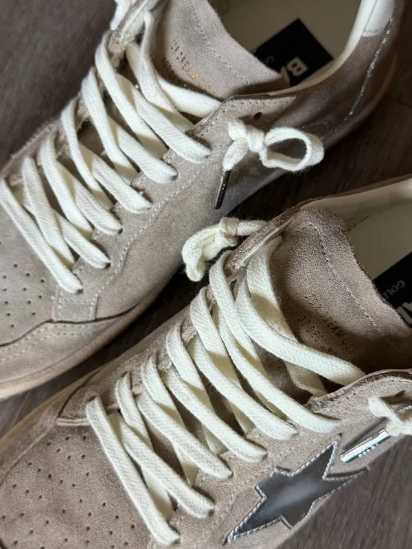 Golden Goose Ballstar Suede LIKE NEW - Image 2