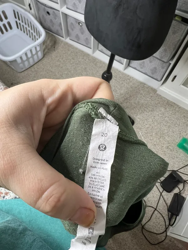 Lululemon Swiftly Tech Long Sleeve - Image 5