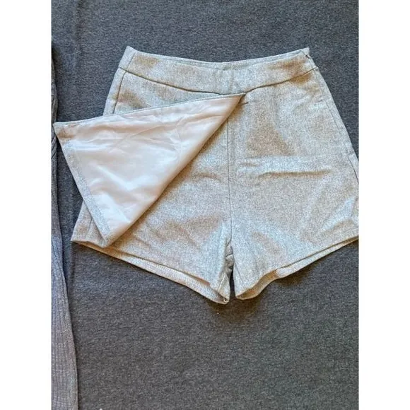 Trendy Gray 2-Piece Knit Set - Oversized Sweater‎ & Mini shorts - XS - Image 8