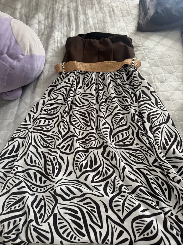 Fred David Black & White Leaf Print Strapless Skirt with Brown Waistband - Image 2