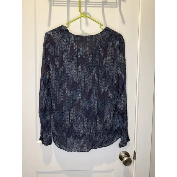 Cloth & Stone Anthropologie Dotted Herringbone Blouse Navy Blue V Neck Rayon S - Image 6