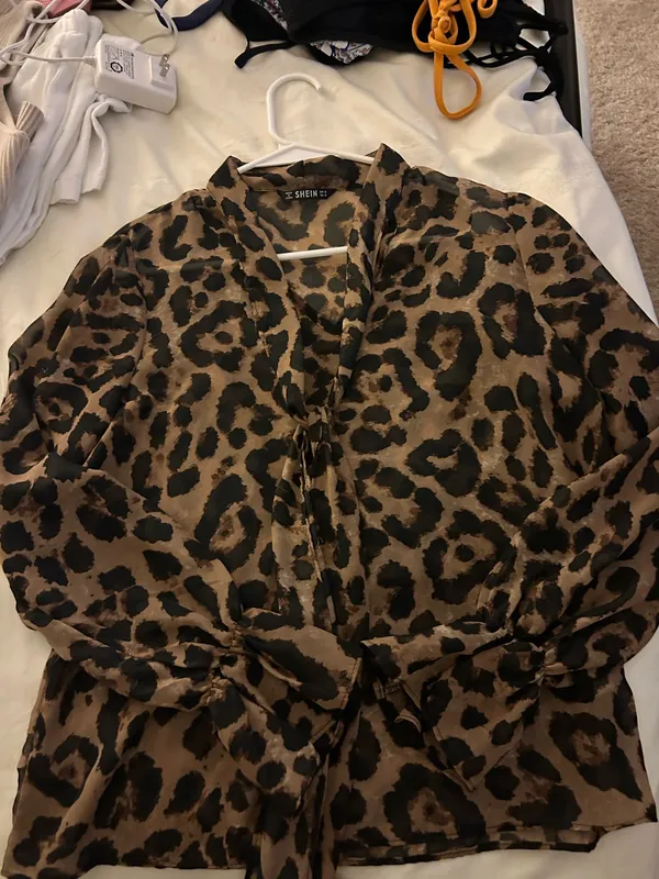 Shein Cheetah Print Top - Image 5
