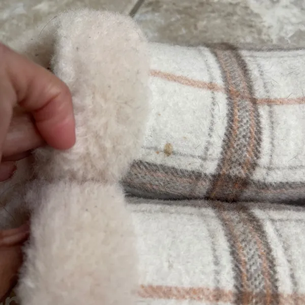 Born Womens Plaid Wool Blend Faux Fur size 8 Slippers Cream Tan Brown Mules - Image 3