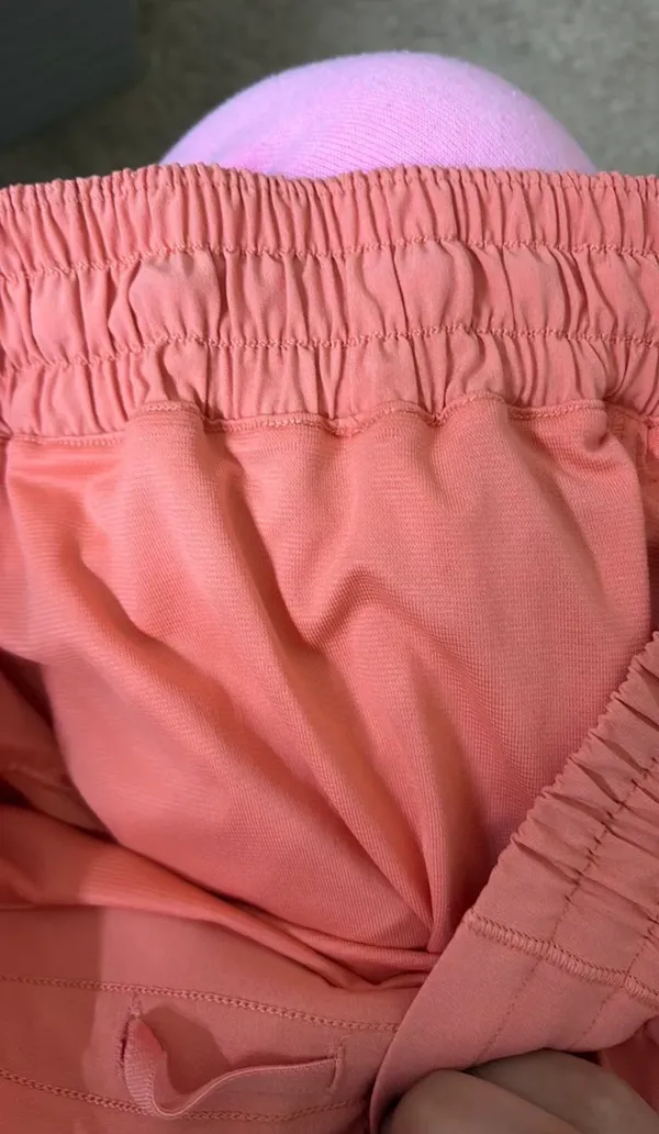 Lululemon Hotty Hot 2.5" - Image 3
