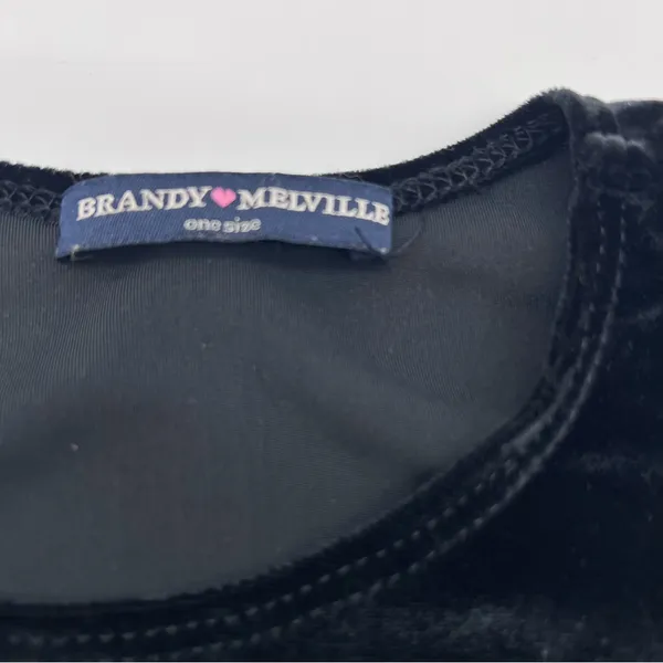 Brandy Melville Black Velvet Top-One Size - Image 4