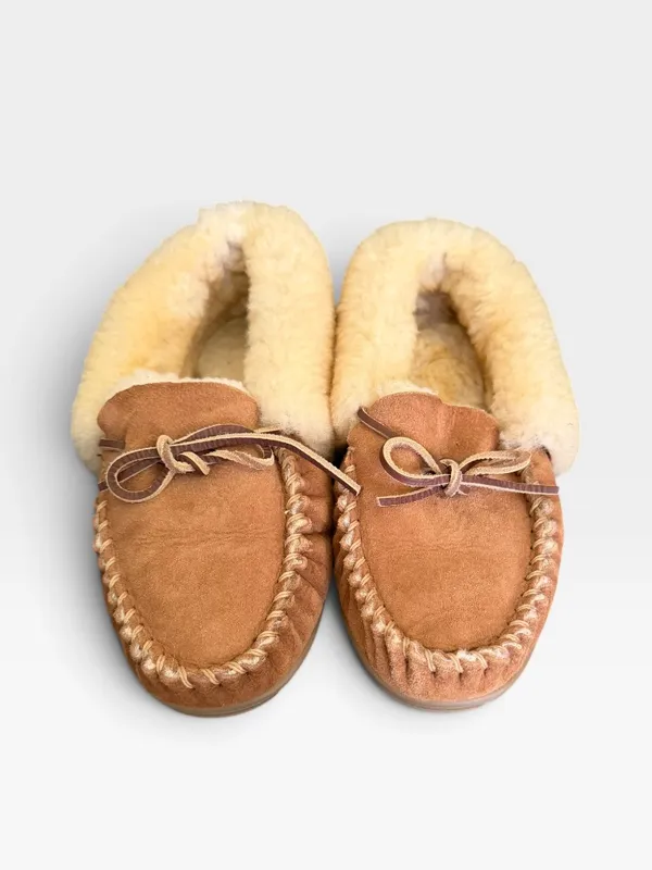 L.L.Bean Wicked Good Moccasins Women’s 10 M Brown Suede Shearling Slippers - Image 2