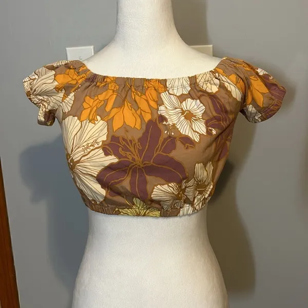 Aritzia Wilfred Floral Crop size XXS‎ BIN E - Image 2