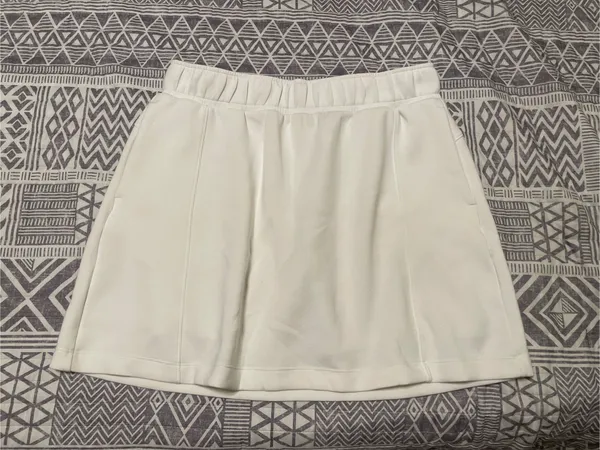 Mondetta Women's White Athletic Skirt Walking Skort, Cream with pockets Size Medium - Image 11