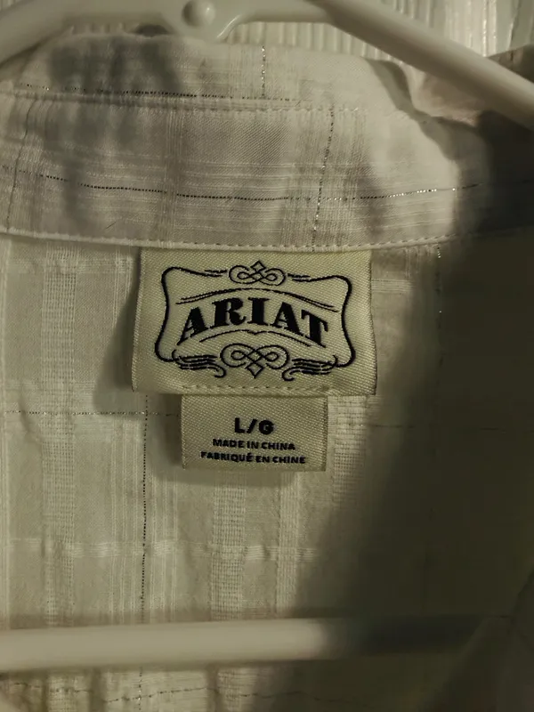 Women’s Ariat White Long-Sleeve Button-Up Shirt With Sheer Back. - Image 4