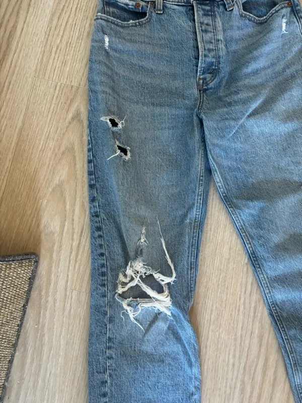 Abercrombie and Fitch the Dad High Rise Jeans - Image 4