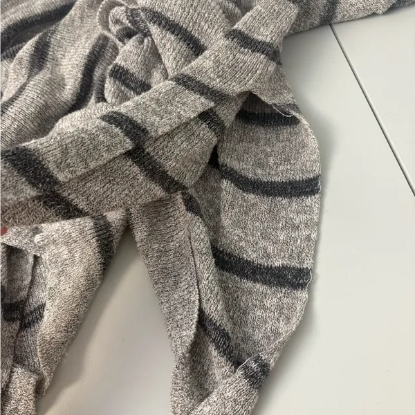 Free People Gray Striped Oversized Tunic Sweater Small EUC‎ - Image 9