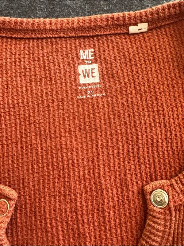 Me to We Waffle-Knit Snap-Front Top in Rust Orange - Image 3