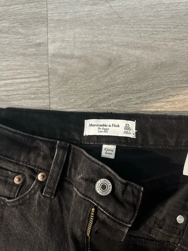 Abercrombie Black Relaxed Jeans 90s Curve Love - Image 2