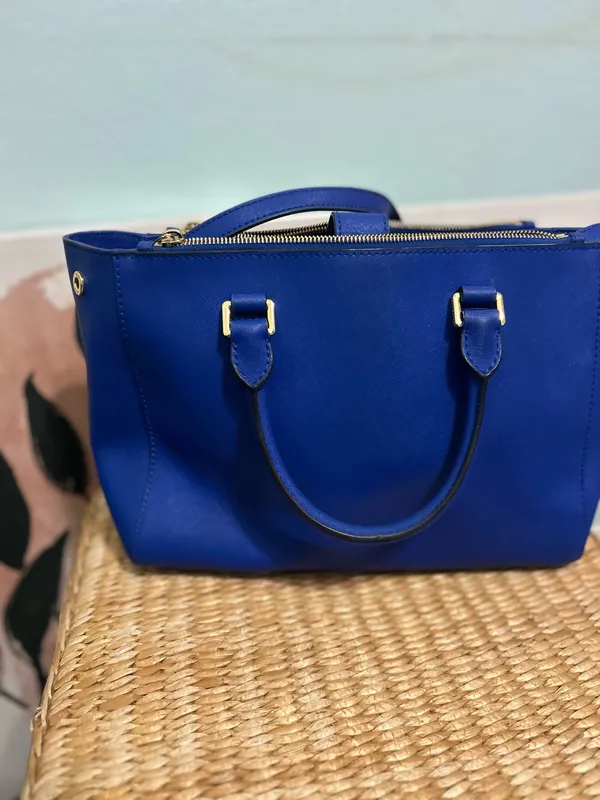 Michael Kors Purse - Image 8