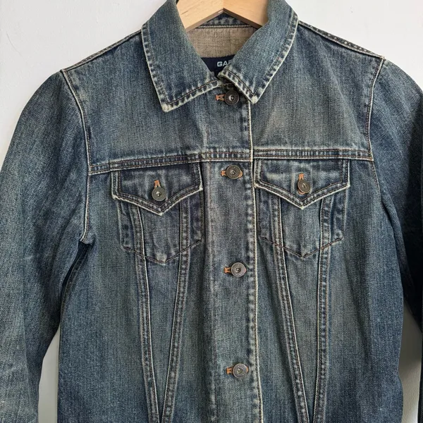 Vintage 200”s Gap Denim Jean Jacket Dark Mud Wash Preppy Size S Y2K - Image 4