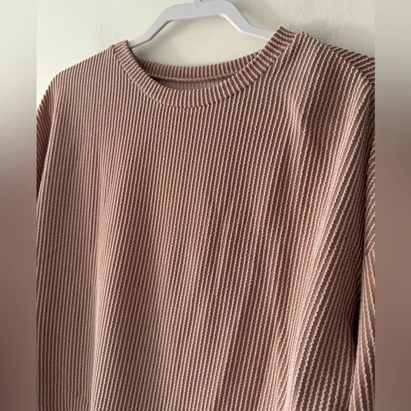 Brown and‎ White Stretchy Striped Long Sleeve Textured Top - Image 2