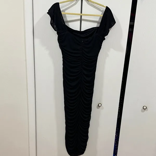 Black Ruched off the shoulder dress - Image 6