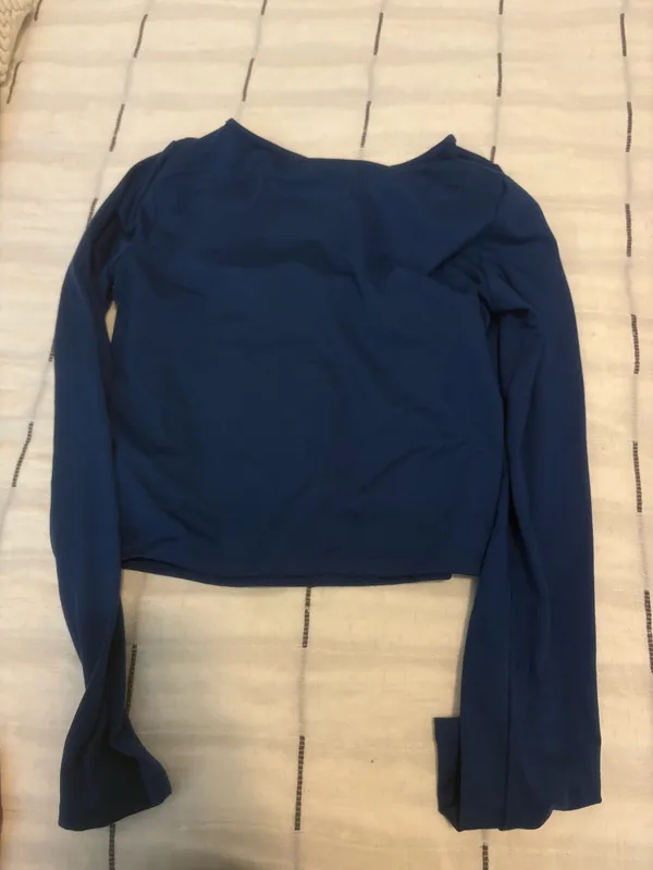 Long Sleeve Hollister Top Navy Blue Crop - Image 3