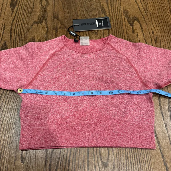 Bo+Tee Womens Batch A Melange Red Seamless Short Sleeve Crop Top Size Small NEW - Image 5