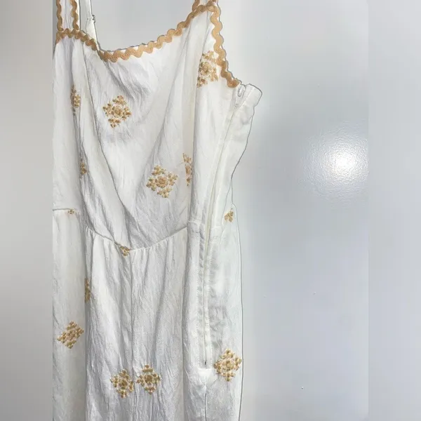 Lulu's Wide Leg Jumpsuit Size M - Image 11