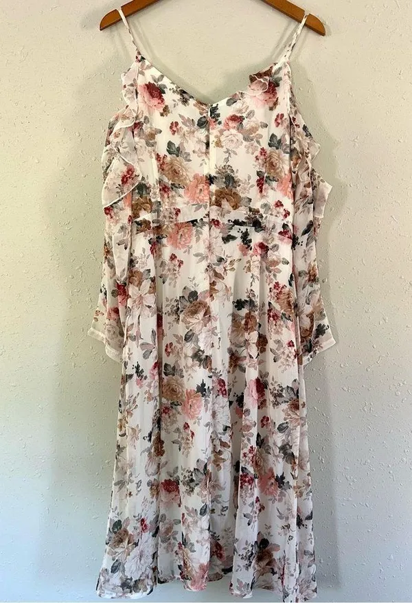 🦋 Boohoo Floral Ruffled Midi Dress Size 12 - fit is more US 8/10 - Image 2