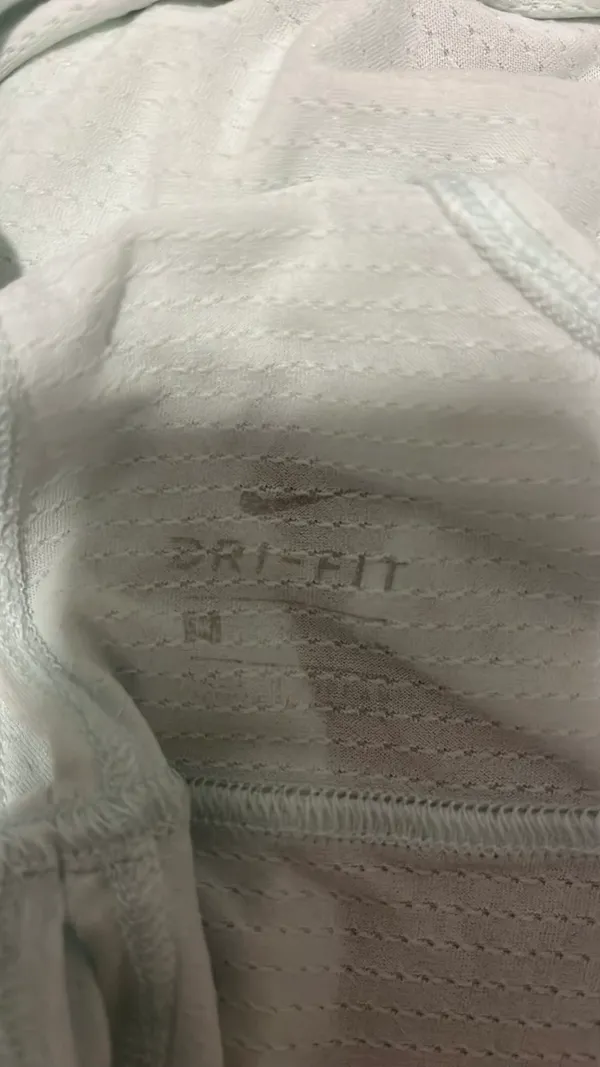 Nike Cropped Tank Top - Image 6